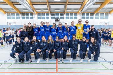 Bild 79 - C-Juniorinnen Loewinnen Cup